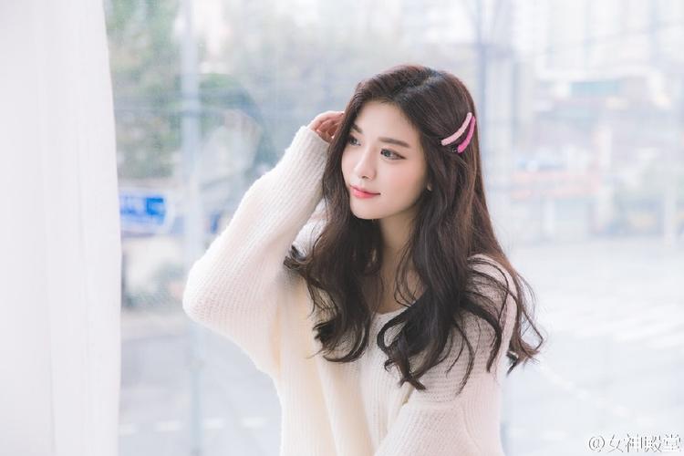 江西安远天空出现绚烂“七彩祥云”